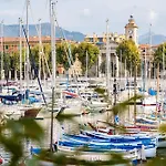 Splendide, Refait A Neuf, Climatise, A 1mn- 