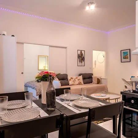 Splendide, Refait A Neuf, Climatise, A 1mn- 