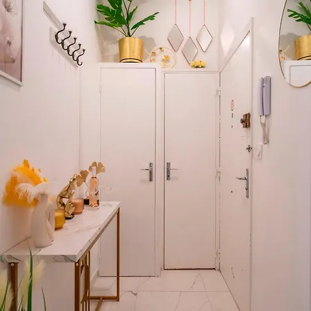 Splendide, Refait A Neuf, Climatise, A 1mn- 