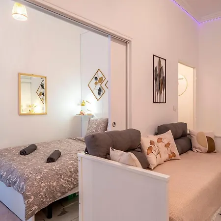 Splendide, Refait A Neuf, Climatise, A 1mn- 