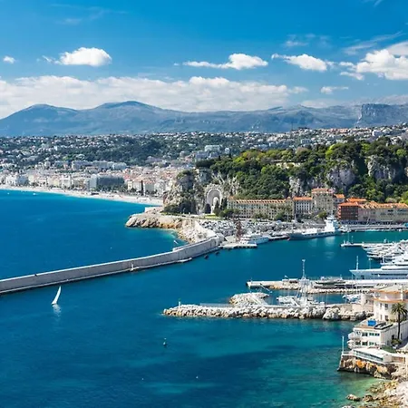 Splendide, Refait A Neuf, Climatise, A 1mn- 