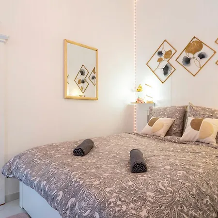 Splendide, Refait A Neuf, Climatise, A 1mn- 