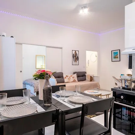 Splendide, Refait A Neuf, Climatise, A 1mn- 