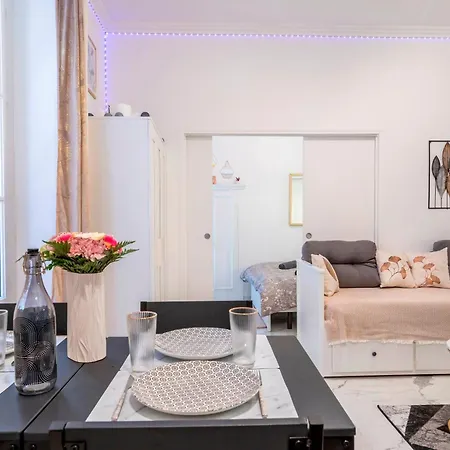 Splendide, Refait A Neuf, Climatise, A 1mn- 