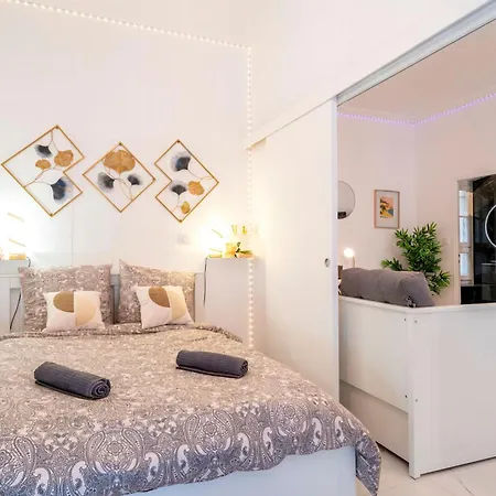 Splendide, Refait A Neuf, Climatise, A 1mn- 