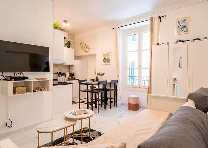 Splendide, Refait A Neuf, Climatise, A 1mn- 