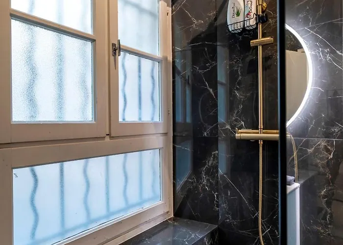 Splendide, Refait A Neuf, Climatise, A 1mn- 